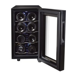 cava_8_botellas_uso_abierta